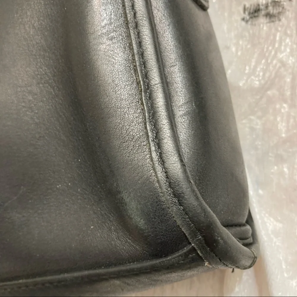 Coach vintage black leather Devon bag